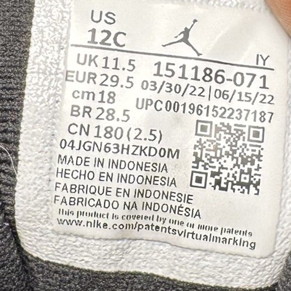 Nike Air Jordan 12 Retro Black Taxi 151186-071 Preschool Kids Size 12C - Picture 6 of 6